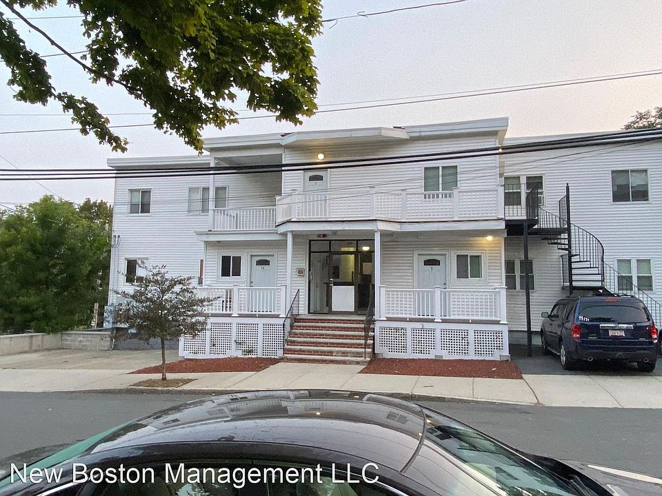 1st image of 34 Franklin Ave #2