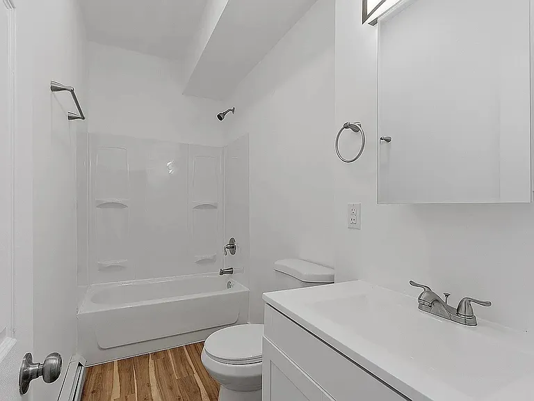 18 Ingalls St #3 — Photo 9