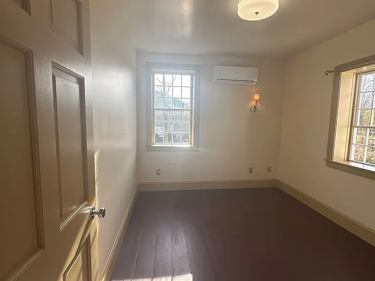54 W Main St — Photo 10