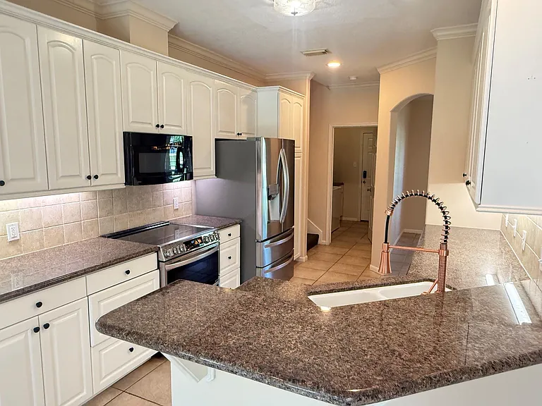 12780 Capricornus Dr — Photo 8