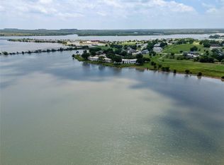 109 Harbor Dr UNIT 105, Runaway Bay, TX 76426