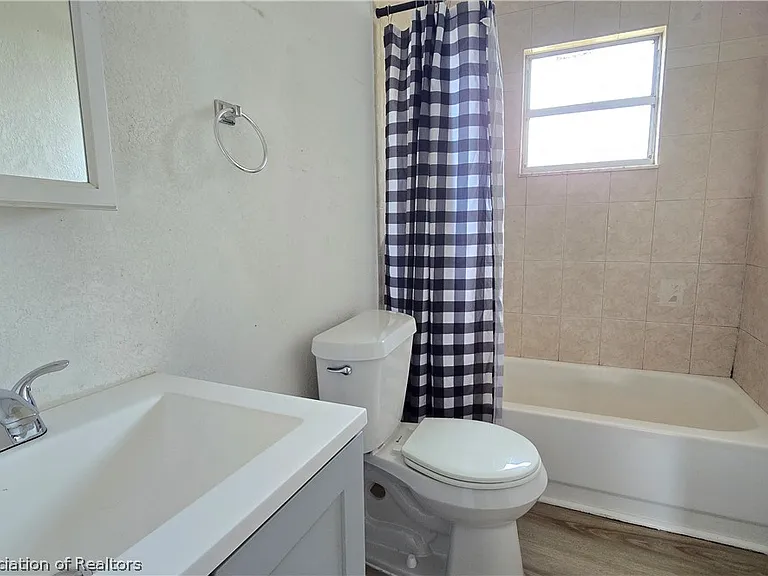 4331 Hudson Blvd — Photo 12