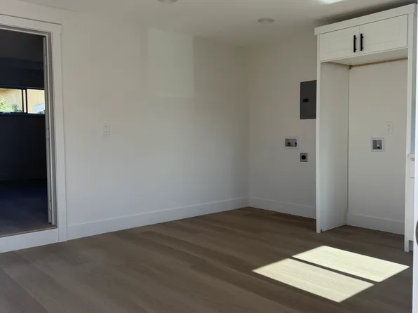 5313 Silver Dr, Santa Ana, CA