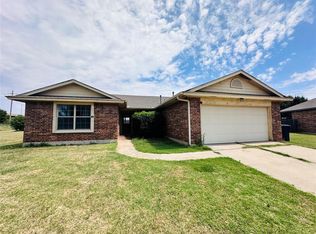 12121 NW 7th St, Yukon, OK 73099