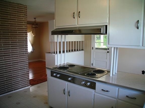 5th image of 1409 Skyline Dr