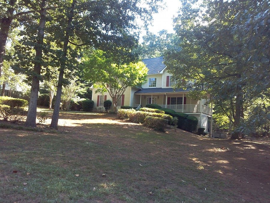 2nd image of 540 Ridgemont Dr