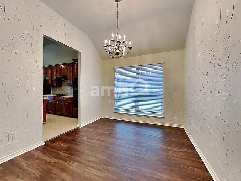 5745 Ozark Dr — Photo 5