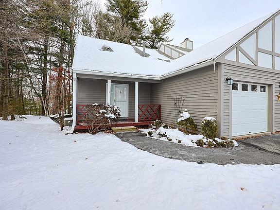 3rd image of 2 Victoria Dr #1