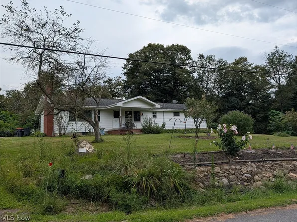13946 Foundry Hill Rd, Hanoverton, OH 44423
