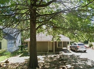 8309 Wabash Ave, Kansas City, MO 64132