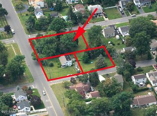 2902 Hayes St, Wall Township, NJ 07719