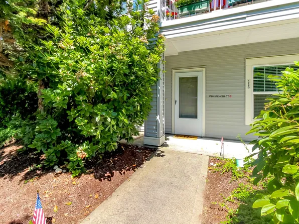 1720 Spencer Ct Unit A-9, Dupont, WA 98327