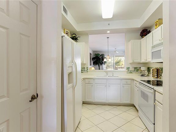 5th image of 3935 Loblolly Bay Dr Unit 205