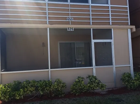 626 Flanders N, Delray Beach, FL 33484