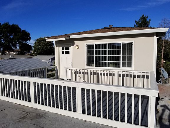 5th image of 943 S Eldorado St #B