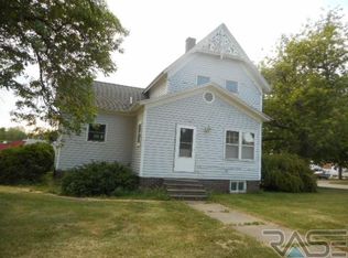 301 Nevada Ave, Adrian, MN 56110