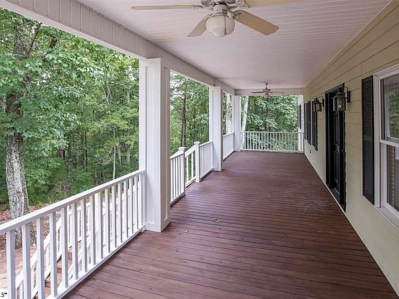 2nd image of 4 Christina Ln