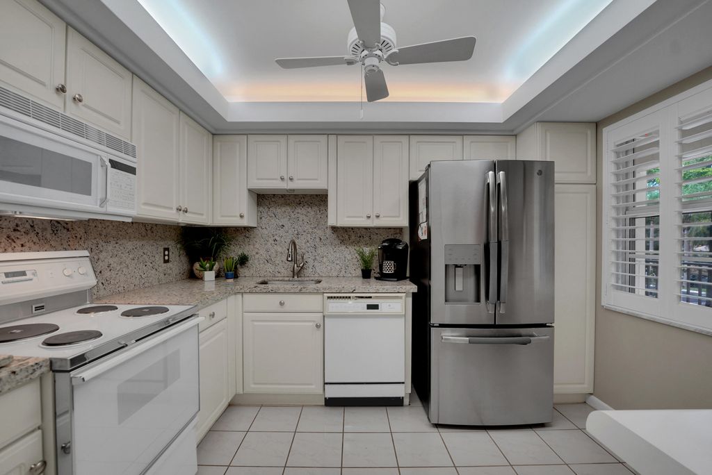 804 CYPRESS GROVE Lane #210, photo 2