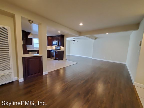 3rd image of 585 Cassia St APT 1