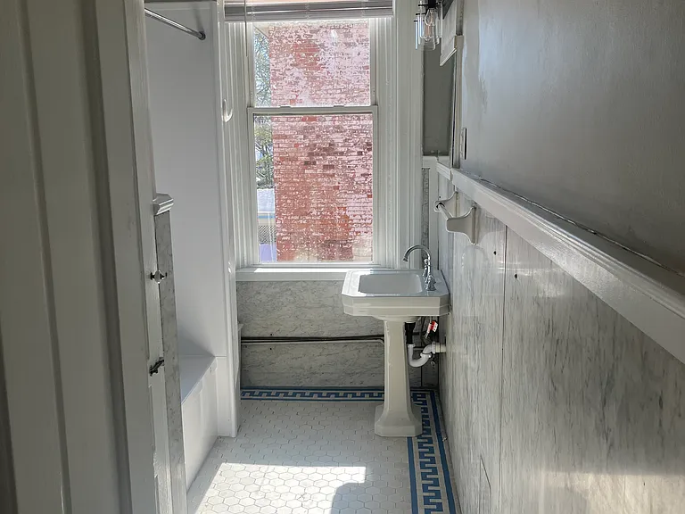 2414 Ashland Ave #2 — Photo 6