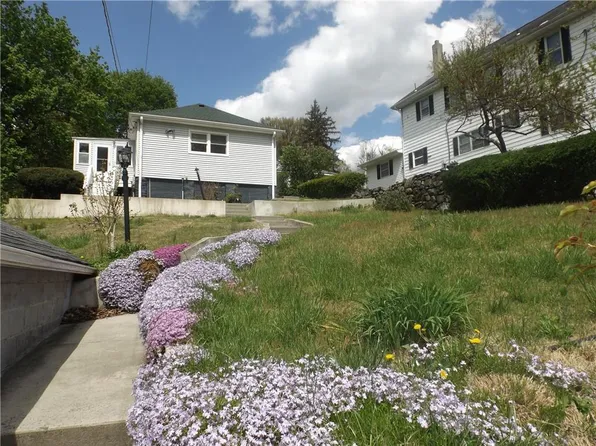 1018 Frost Lane, Peekskill, NY 10566