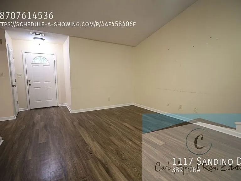 1117 Sandino Dr — Photo 2