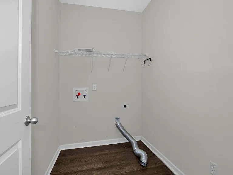 2346 Spinning Wheel Rd — Photo 26