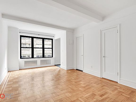 2nd image of 225 E 79th St APT 5E
