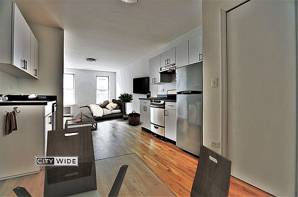 1st image of 224 E 89th St APT 18