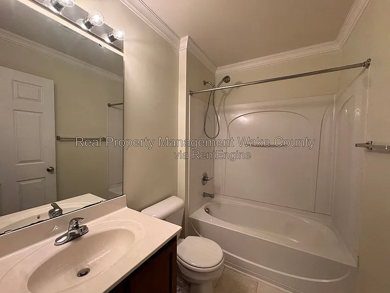 11701 Coppergate Dr #109 — Photo 19