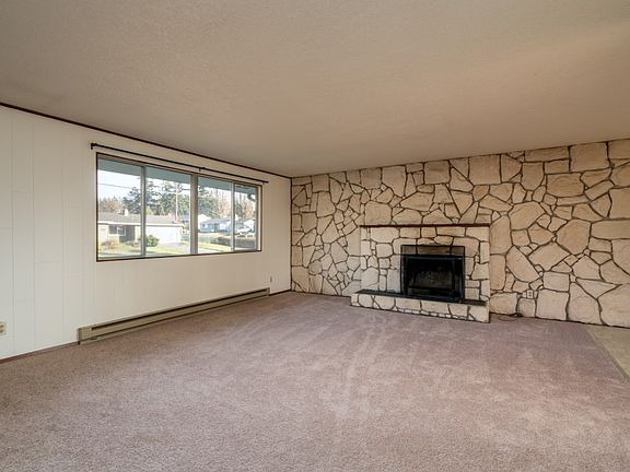 5th image of 949 NE Oleary St