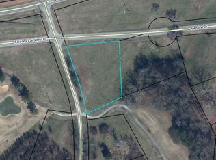 1517 Hendon Dr, Walhalla, SC 29691