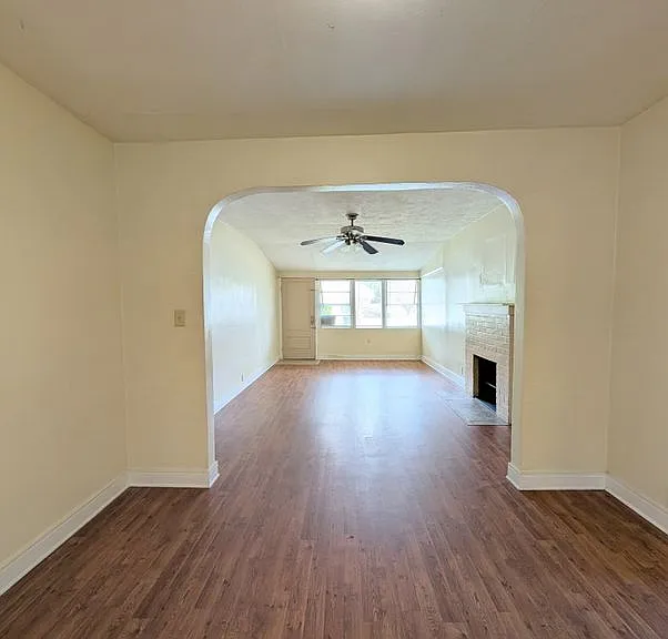 1200 W Kaley Ave — Photo 6