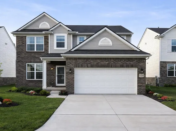 41261 Snowdon Dr, Clinton Township, MI 48038