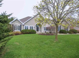 5782 Verde View Rd, Fitchburg, WI 53711