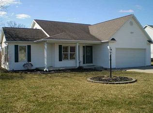 221 W Pinewood Ave, Defiance, OH 43512