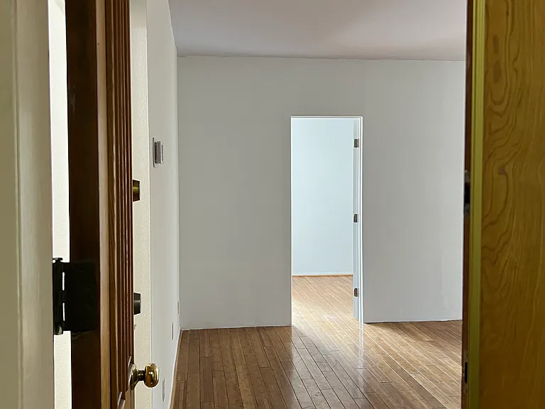 622 S Barrington Ave #301 — Photo 28