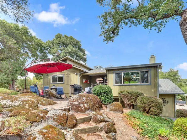 8885 Angeli Ln, Loomis, CA 95650