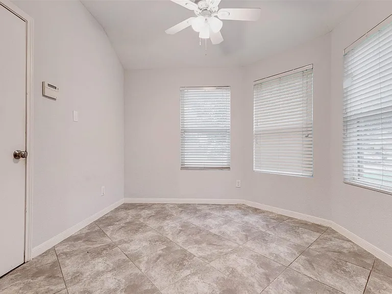 10627 Ince Ln — Photo 23