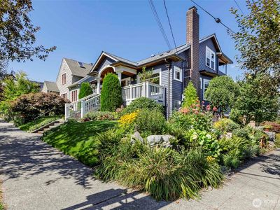 526 N 59th Street, Seattle, WA, 98103