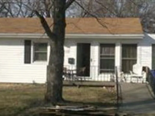 410 W Oak St, Junction City, KS 66441