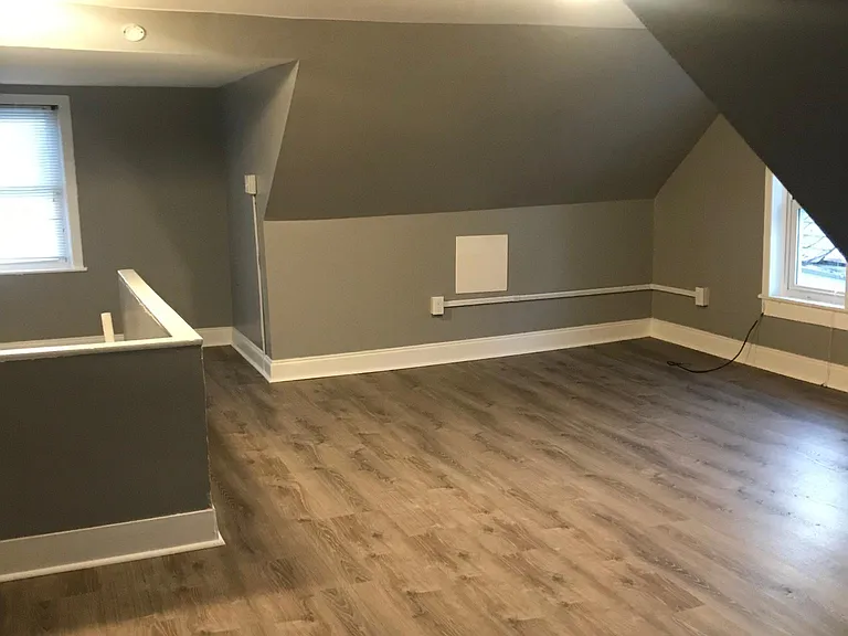 330 E Goepp St — Photo 16