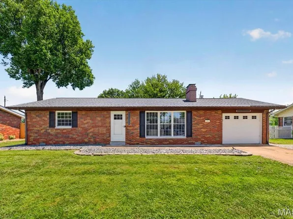 14 Stacy Dr, Fairview Heights, IL 62208