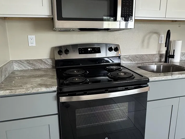 2381 SE Pinero Rd — Photo 10