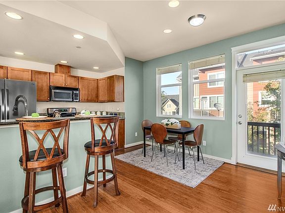 5th image of 1768 24th Ave NE