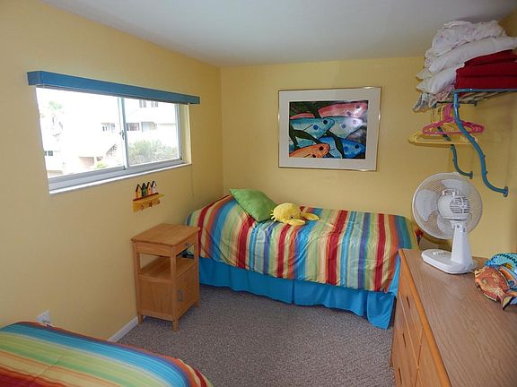 Loft guest bedroom
