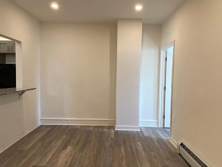 4901 Unruh Ave #A — Photo 6