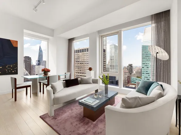 138 East 50th Street image 1 of 22