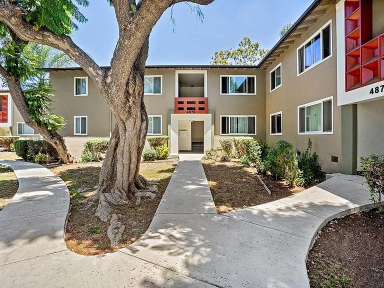 Gloria Homes Apartments — Photo 21
