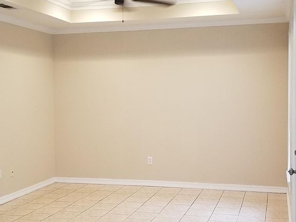 2nd image of 101 Landon Ln
